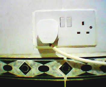 Dangerous plug wiring
