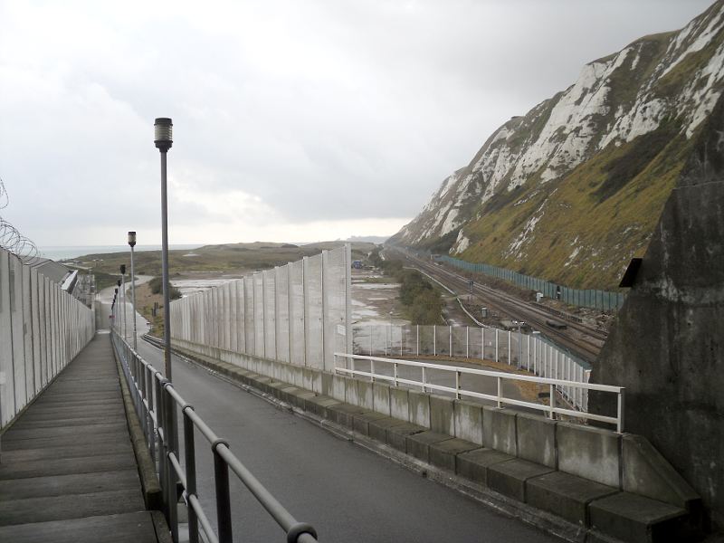view from the tunnel mouth over Samphire Hoe