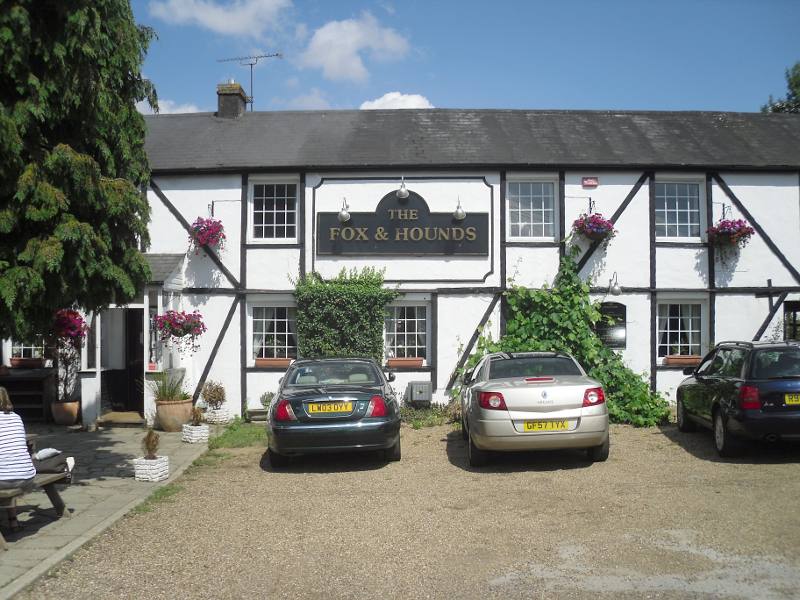 The Fox And Hounds at Knatts Valley