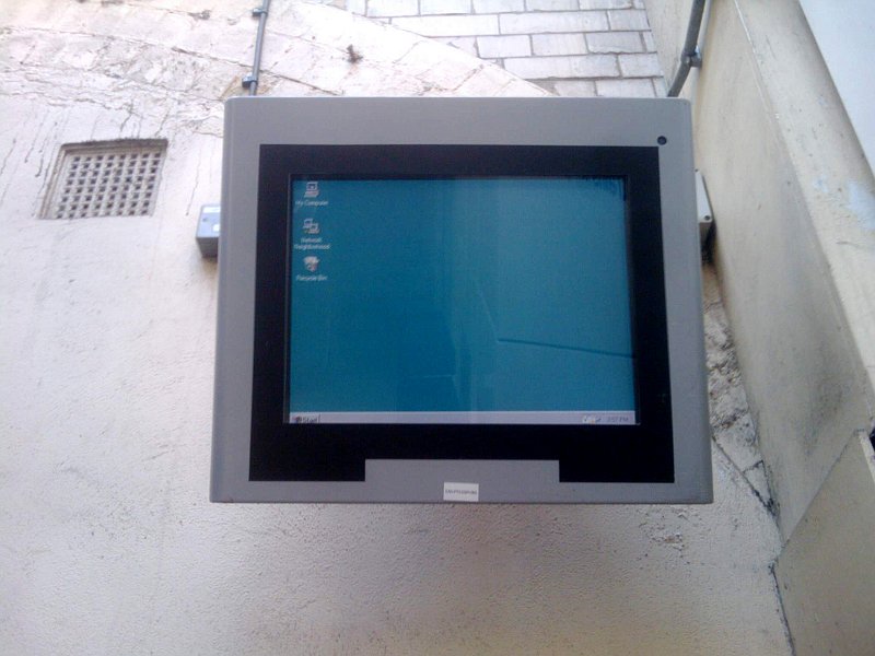 CIS screen at Earlsfield railway station