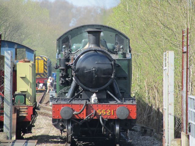 steam loco approaching Tunbridge Wells West