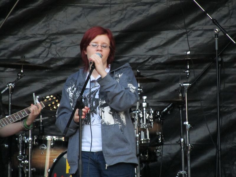 Hanna on stage at Party In The Priory