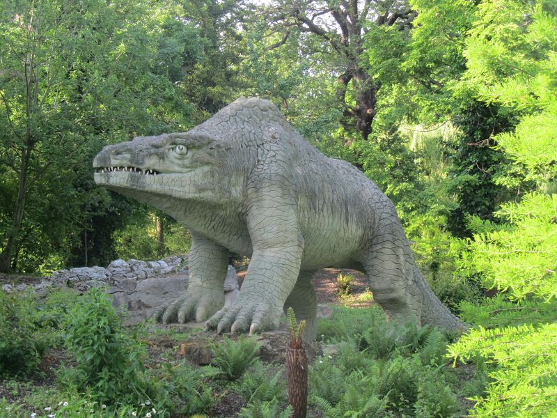 big dinosaur in Crystal Palace park