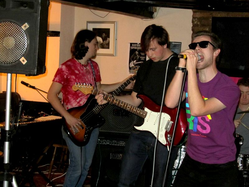 Kimera on stage at The Oval Tavern, Sat 20th Oct 2012
