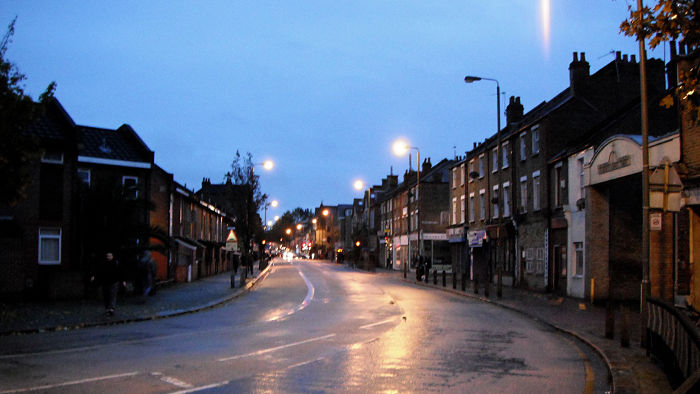 Garatt Lane, Earlsfield, SW18 on a cold and
                  damp morning