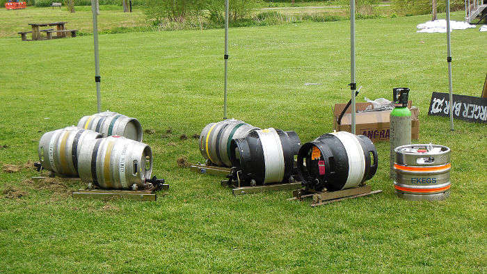 barrels of beer apparently unguarded !