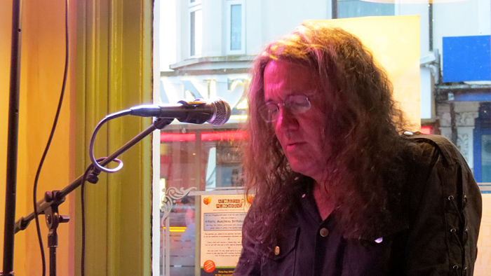 Dave Griffiths playing keyboards