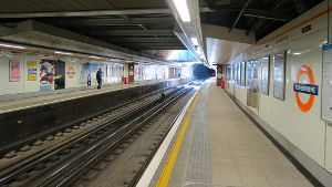 Rotherhithe station platforms
