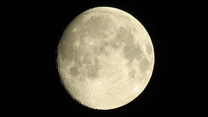 the moon as seen by my Canon SX40
                          camera