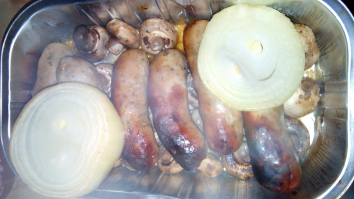 sausages, mushrooms
                        and onion