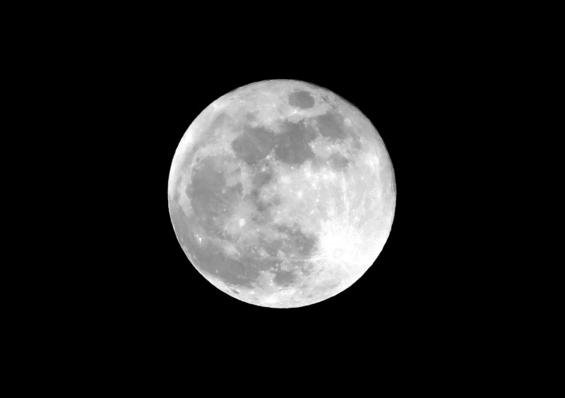 the full moon on
                            31st January 2018