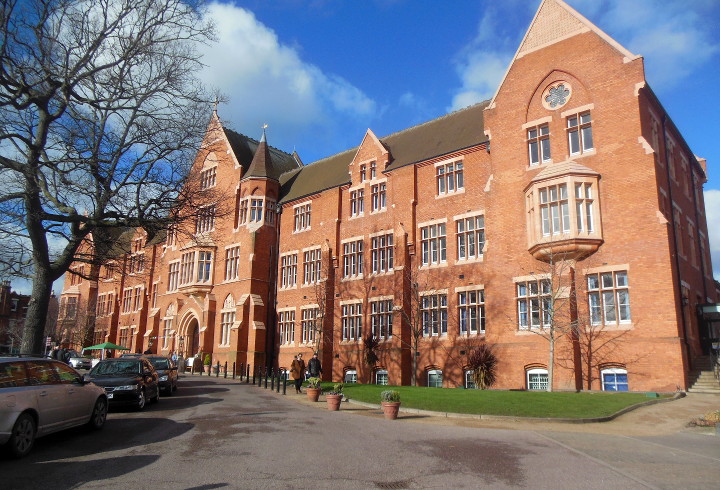 St Dunstans College