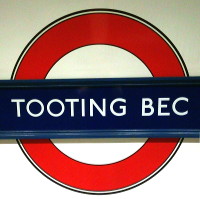 Tooting Bec roundel