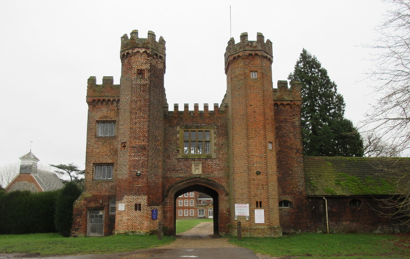 entrance to Lullingstone
                      Castle