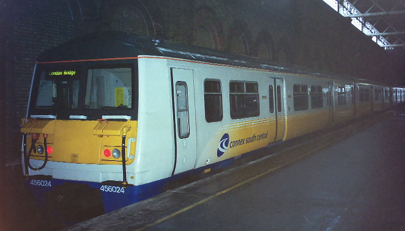 class 456 train in
                      Connex livery at London Bridge