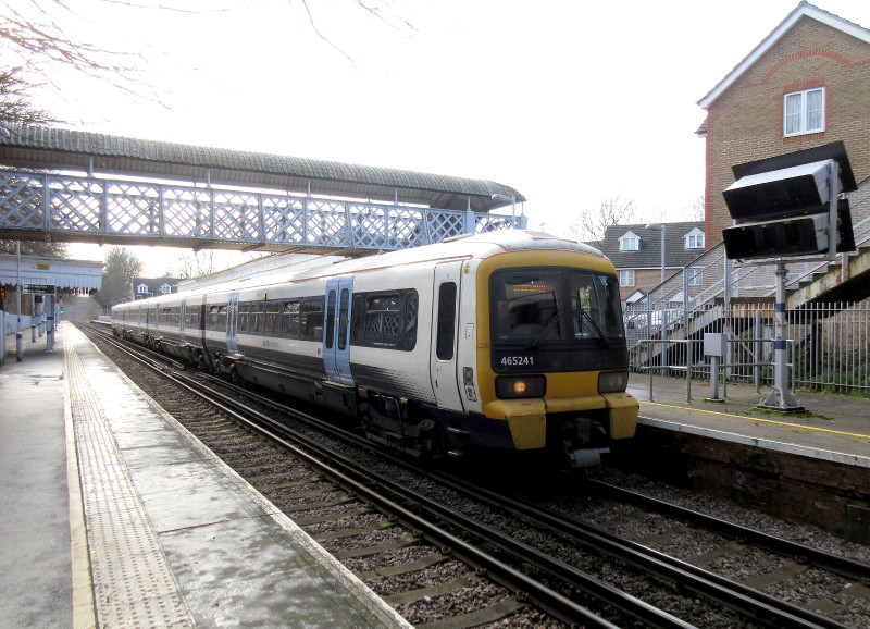 Train at Ladywell