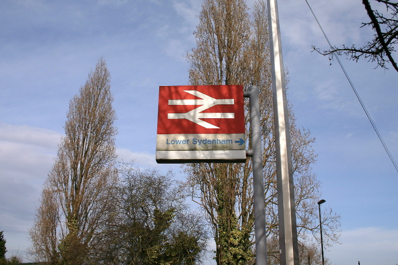 Lower
                                      Sydenham station sign