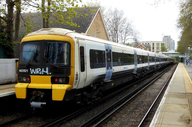 Charing
                                  cross bound train at Ladywell