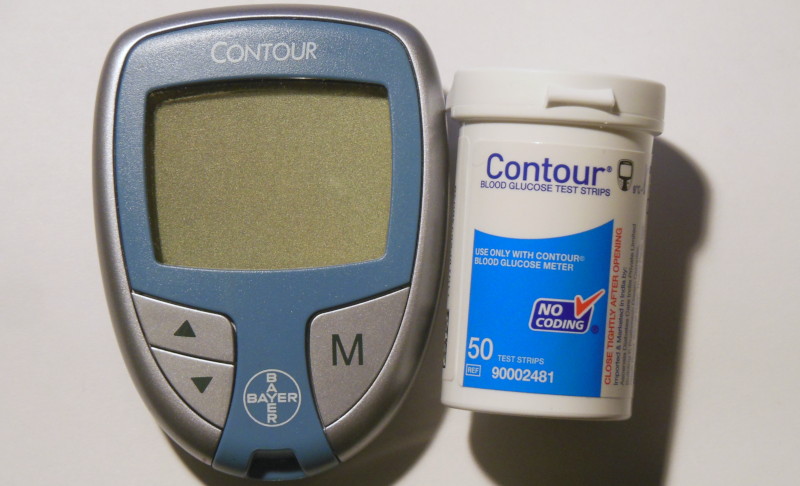 Contour
                                  blood glucose meter and test strips