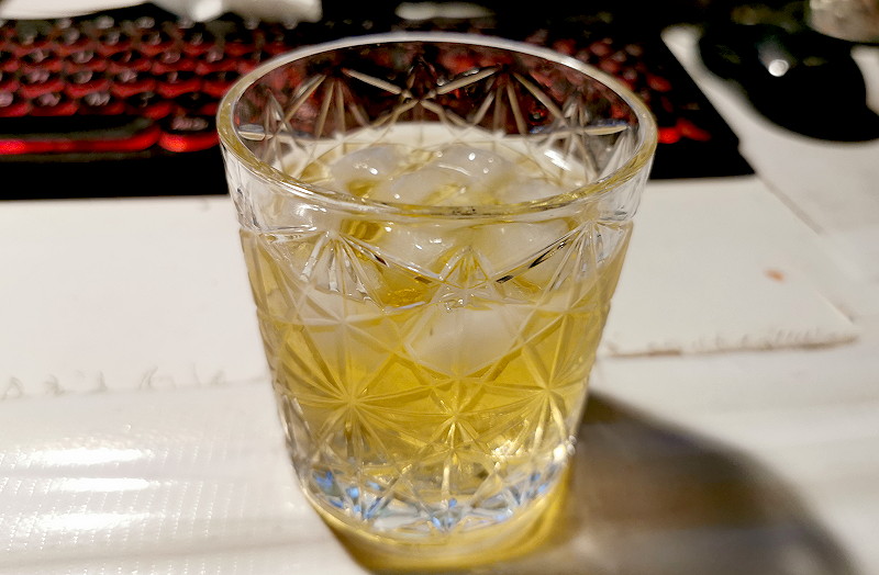 large scotch
                                  on the rocks