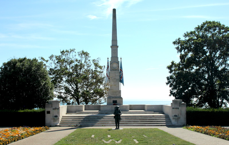 war
                                  memorial