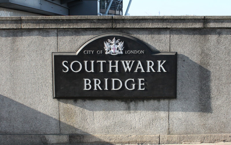 Southwark
                              Bridge