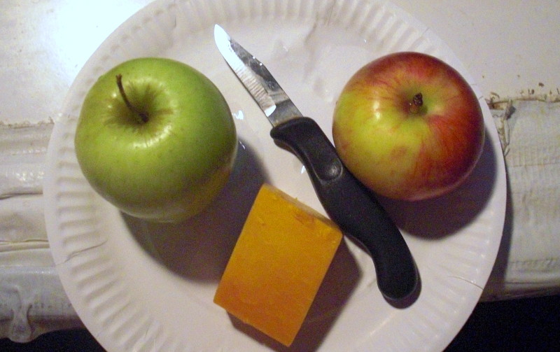 two apples and
                                                cheese