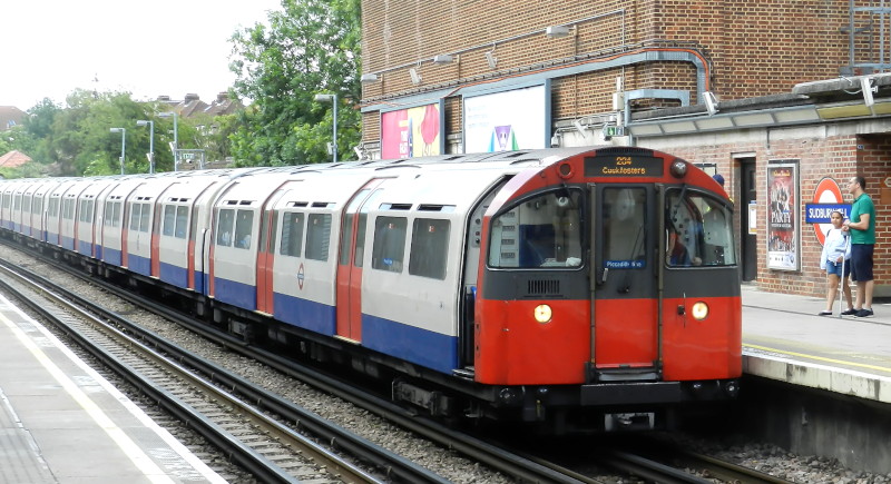 Piccadilly line
                                                train