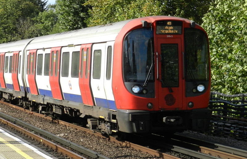 Metropolitan Line
                                                train