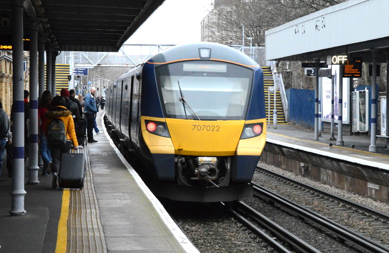 Train in Catford
                                                Bridge station