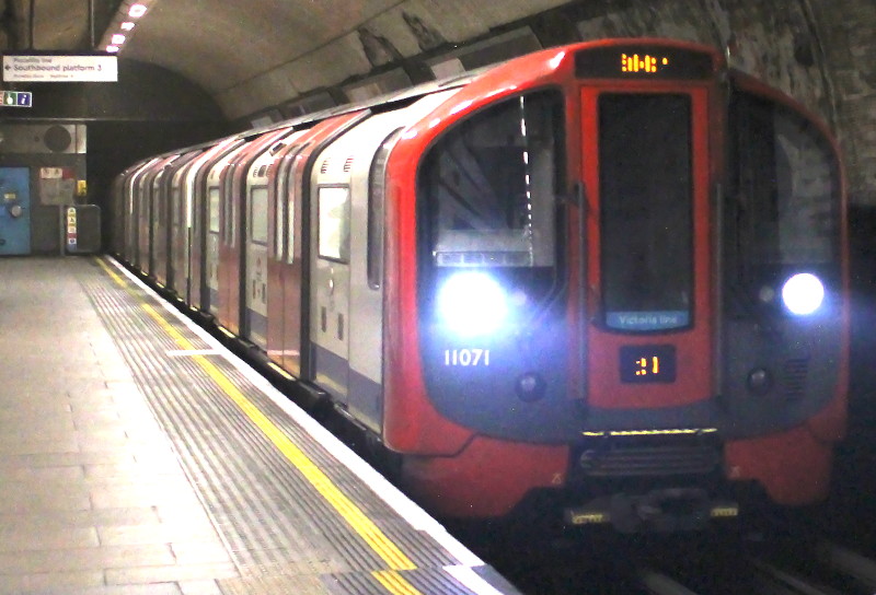 Victoria line
                                                train