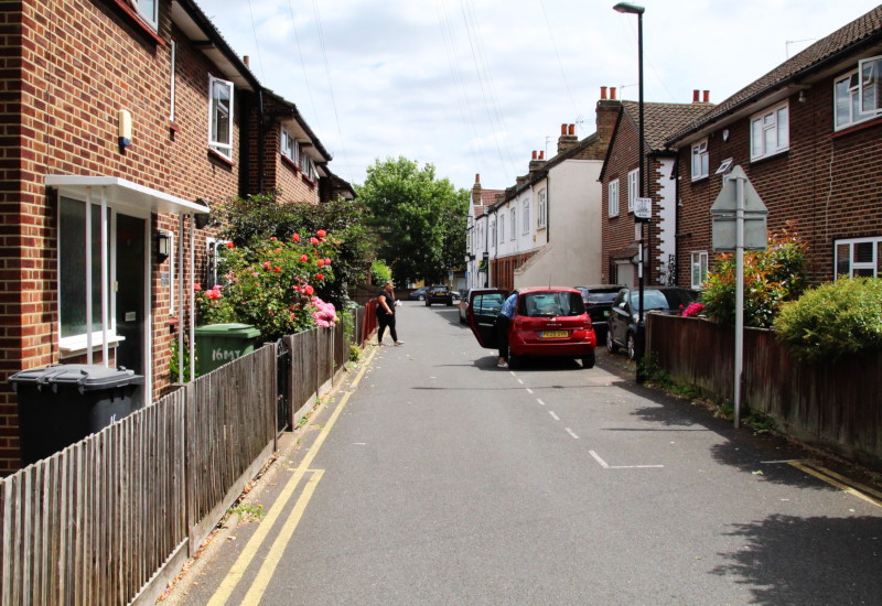 Malyons
                                      Terrace