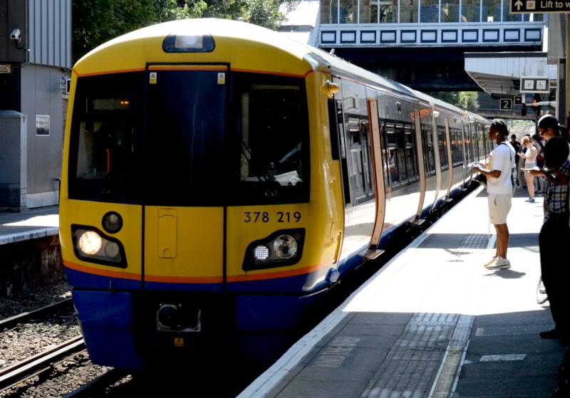 One
                                          clear shot of a class 378
                                          train